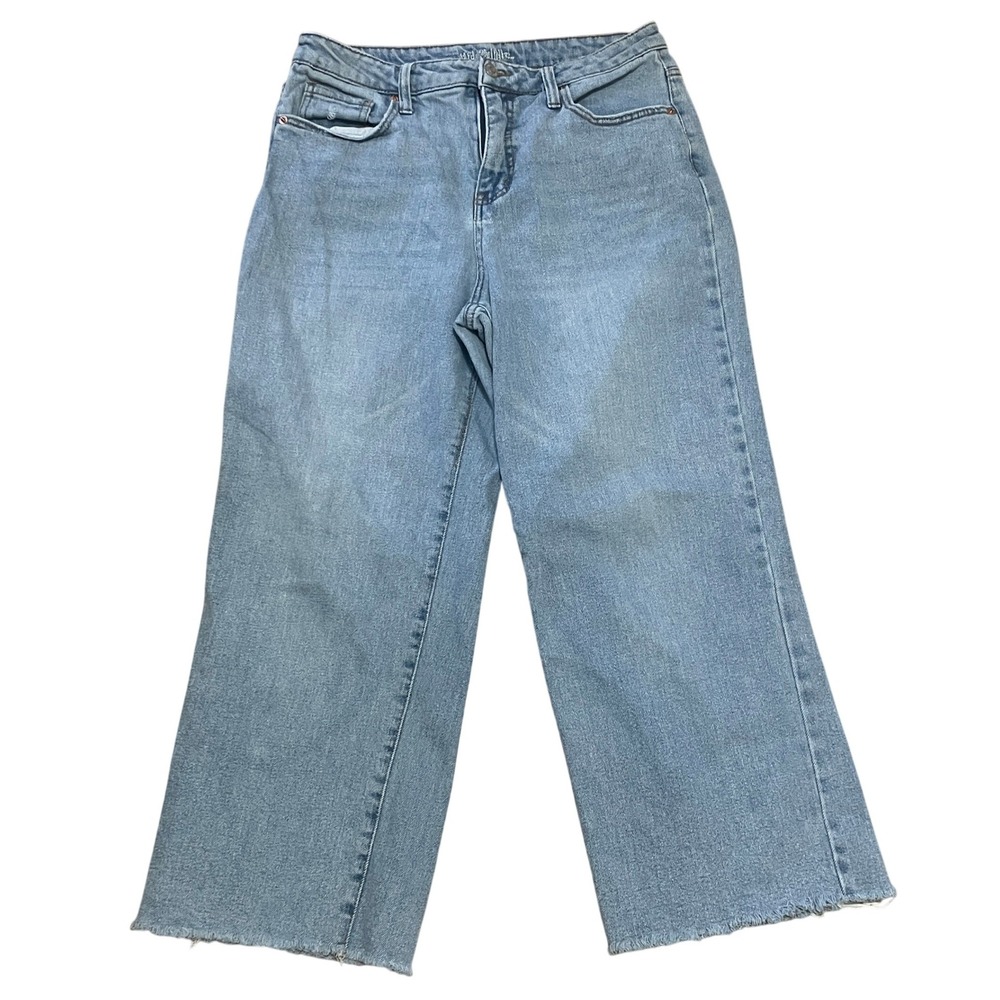 Wild Fable Women's 10 High Rise Skater Jeans Light Wash Blue Wide‎ Leg Raw Hem